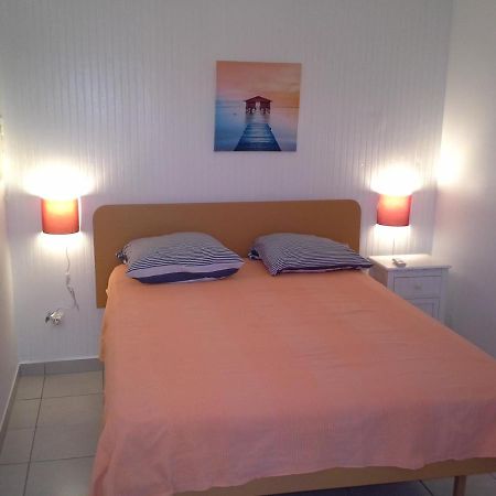 Appartement Au Coeur De Saint Francois Extérieur photo